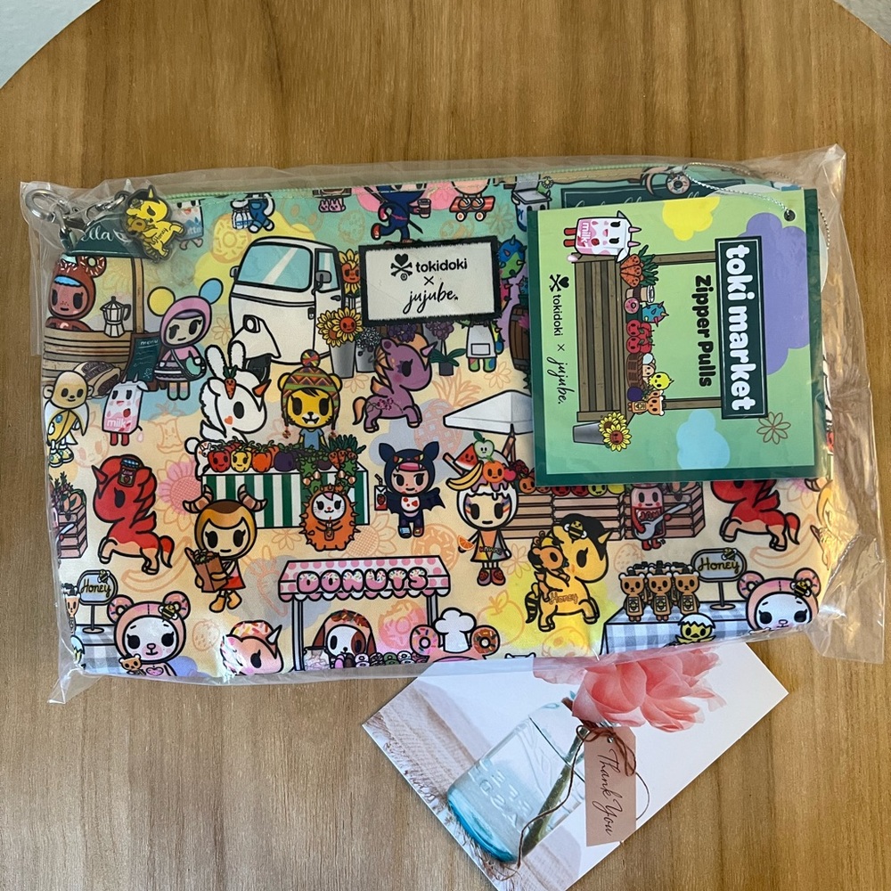 JuJube x Tokidoki - Toki Market, Be Quick: Wristlet Crossbody Shoulder Bag